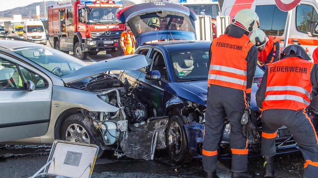 Zwei Verletzte bei Unfall vor Lieferinger Tunnel