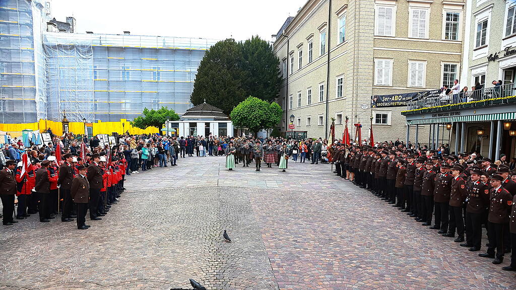 Florianifeier der Freiwilligen Feuerwehr der Stadt Salzburg 2025
