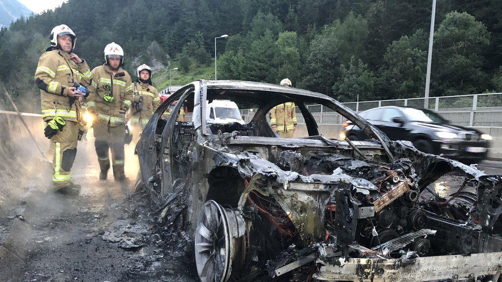 Pkw-Brand auf der A10