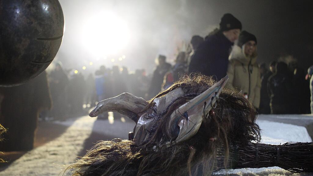 Perchtenlauf Lung\u00f6tz