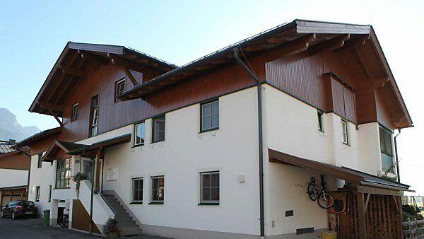 Frau wurde in Saalfeldener Wohnhaus erstochen