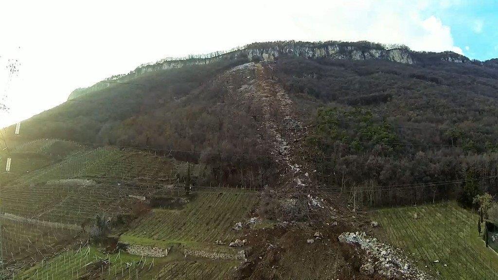 Südtirol: Felssturz in Rungg in Tramin - spektakuläre Luftaufnahmen