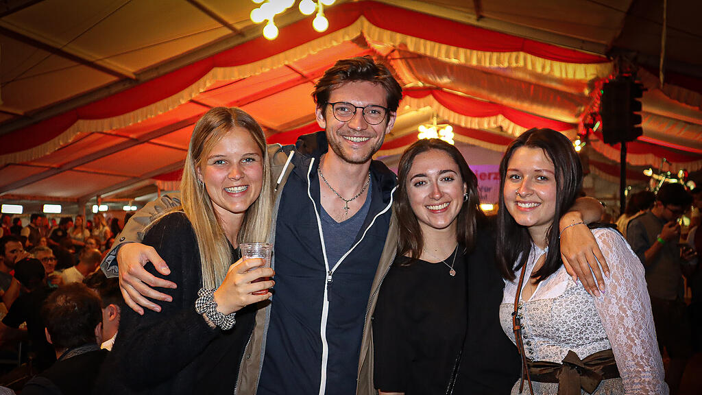 Bierzelt Hüttschlag