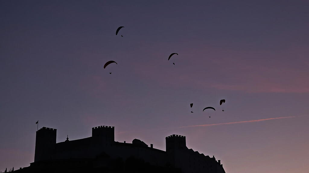 Festungsflug der Paragleiter