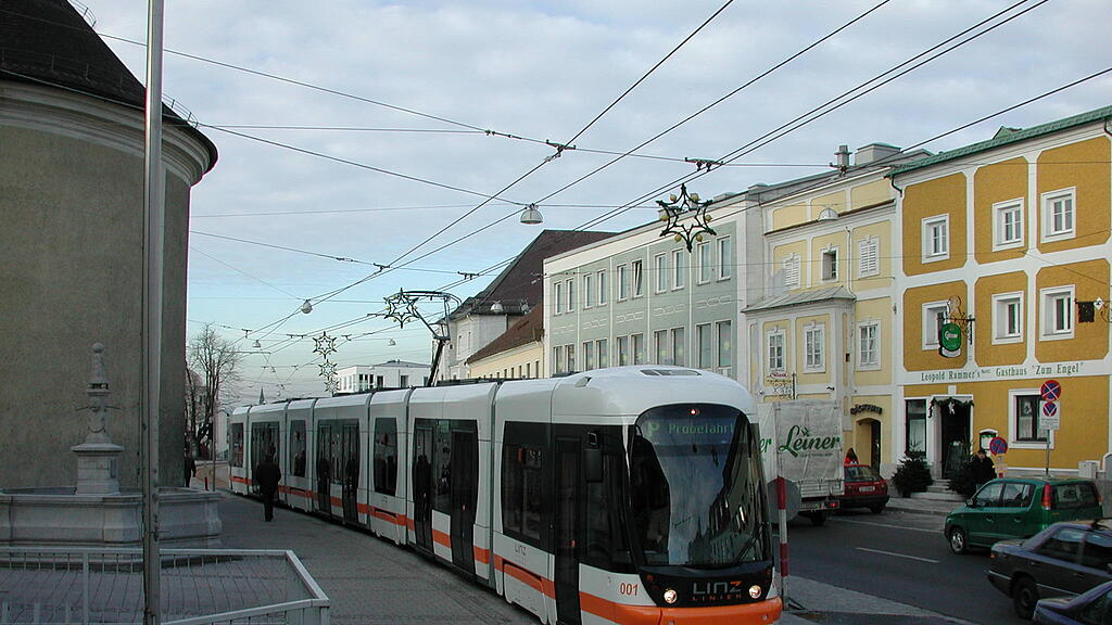 Straßenbahn_Linz