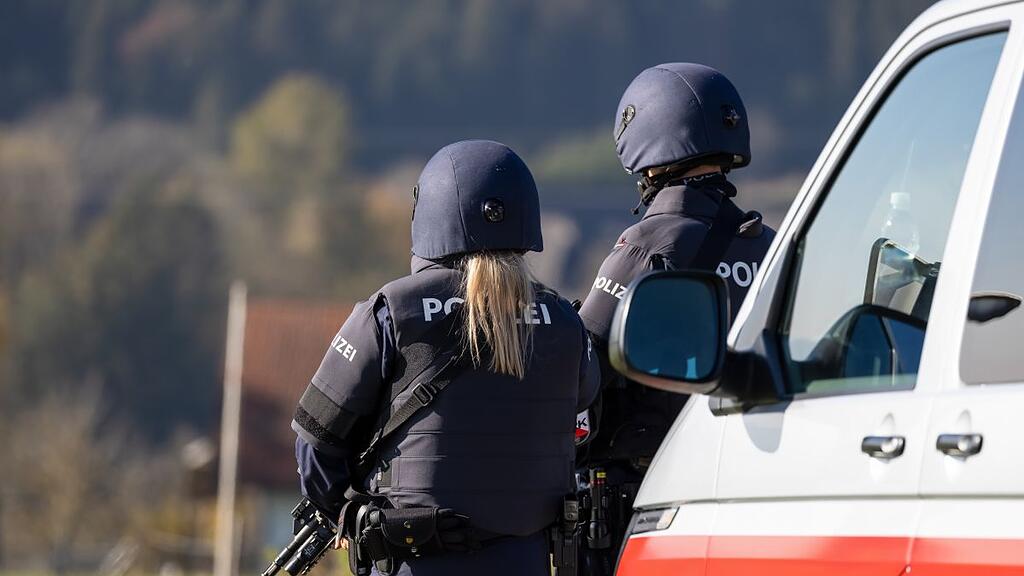 Zwei Tote im Mühlviertel: Fluchtauto gefunden