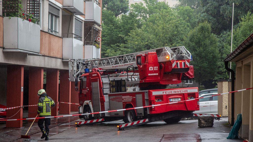 Flammen zerstören Wohnung in Salzburg-Lehen