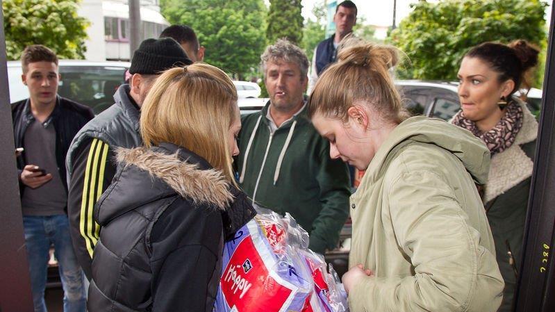 Salzburger sammeln Spenden für Flutopfer