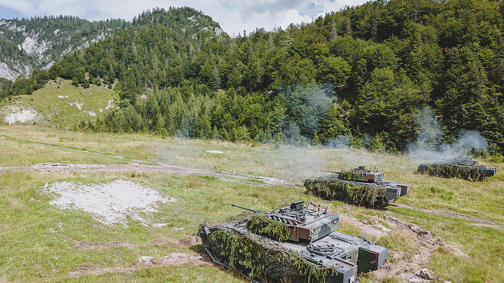 aut-bundesheer-scharfschiessen-der-panzergrenadiere_52294095869_o.jpg