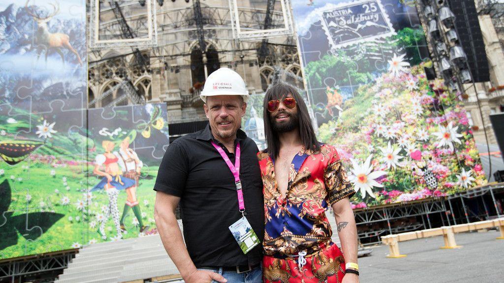 Baustellenbesichtigung am Life Ball