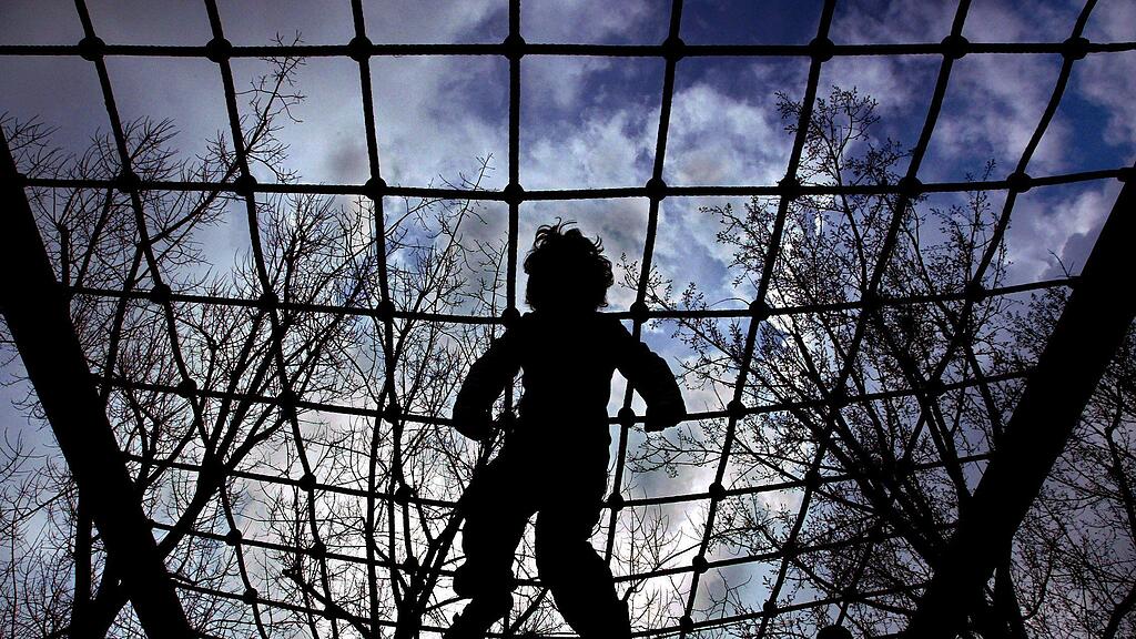 Spielplatz, SB