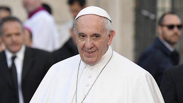 Papst Franziskus beginnt mit den Weihnachtsfeierlichkeiten