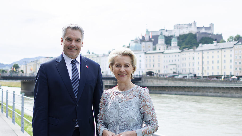 Van der Leyen und Nehammer in Salzburg
