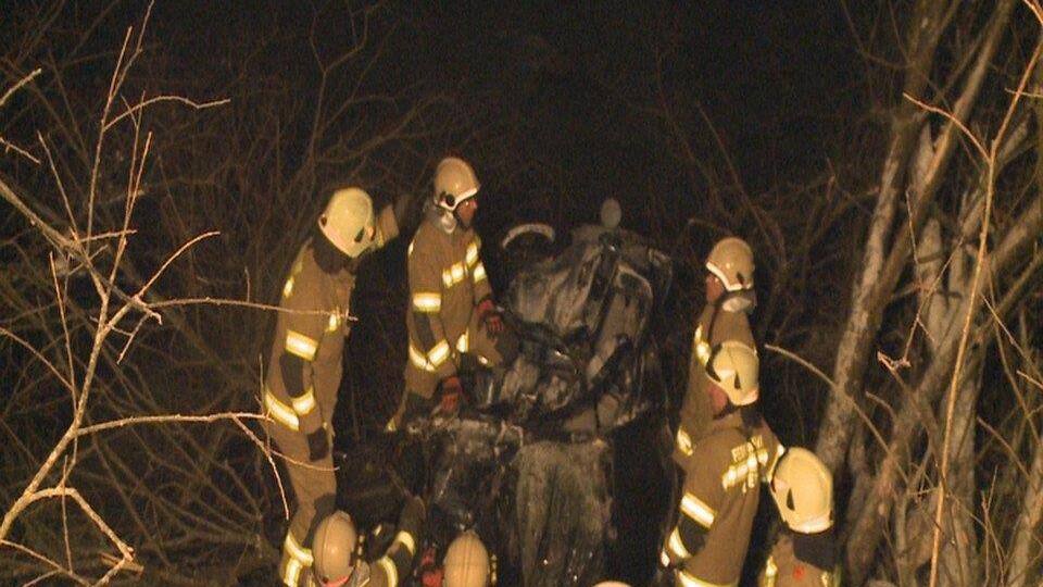 Pkw stürzt in Saalach