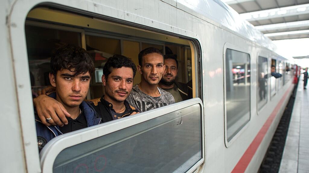 Offenbar sind zehntausende Afghanen auf dem Weg nach Europa.