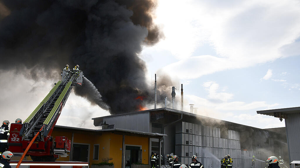 Ölmühle in Steiermark in Flammen