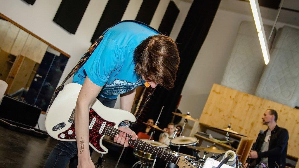 Be a Band