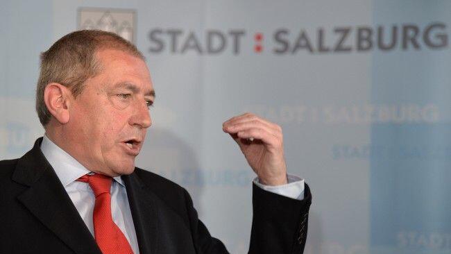 Bei Rechtskraft der Urteile müssen Schaden und zwei Spitzenbeamte Kosten für die Verteidigung rückerstatten.