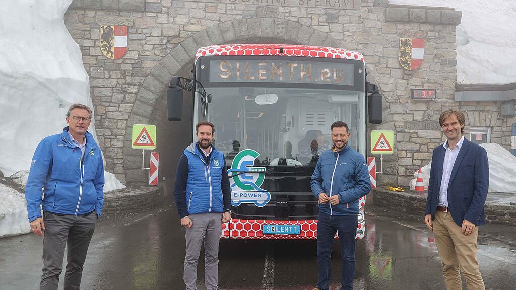 Elektro-Bus am Gro\u00dfglockner