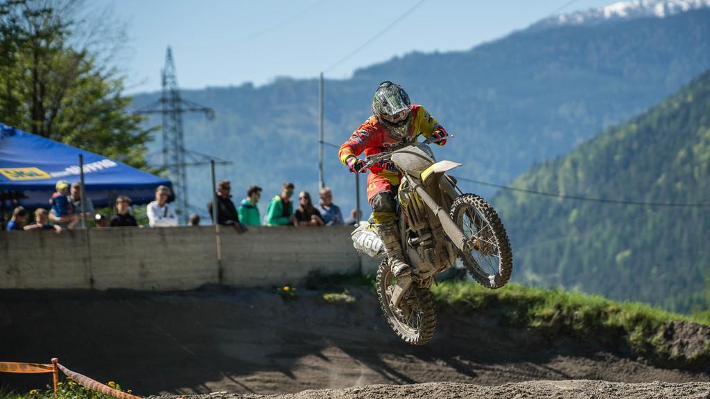 XBOWL MOTOCROSS RACE III