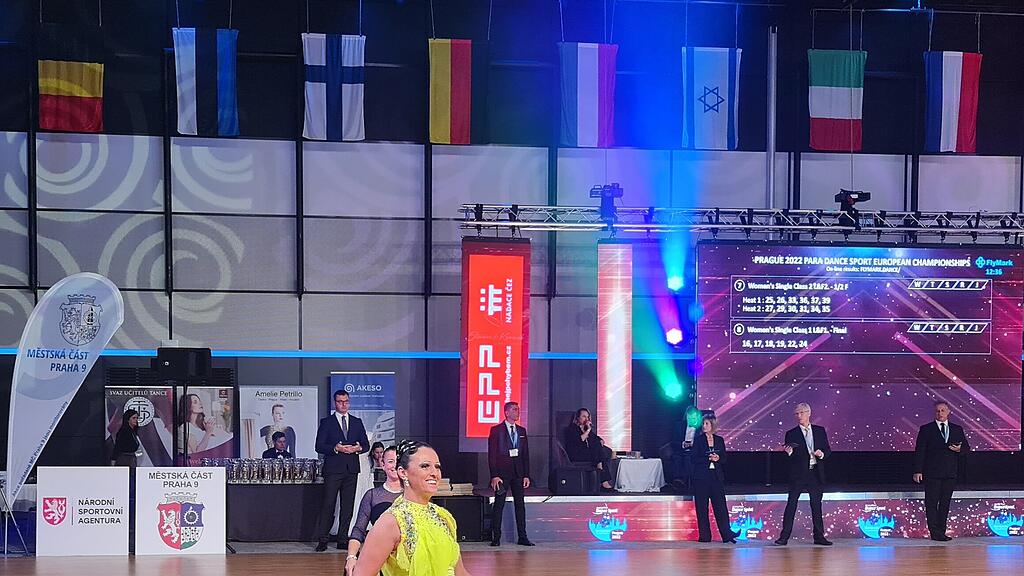 Sanja Vukasinovic Europameisterin im Rollstuhltanzen
