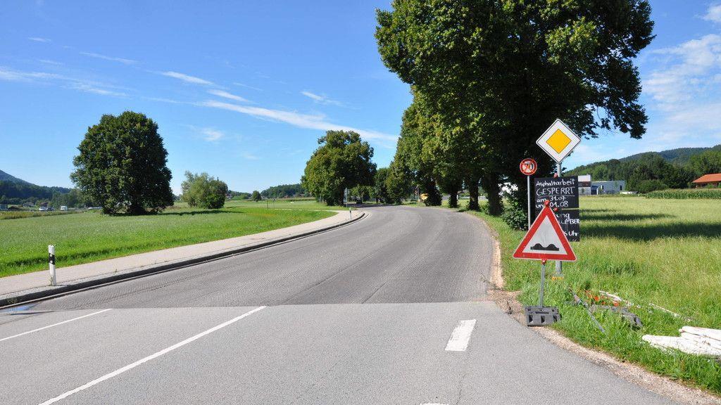 St2103 zwischen Piding und Anger komplett gesperrt