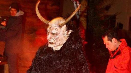 Krampusse in Niederalm