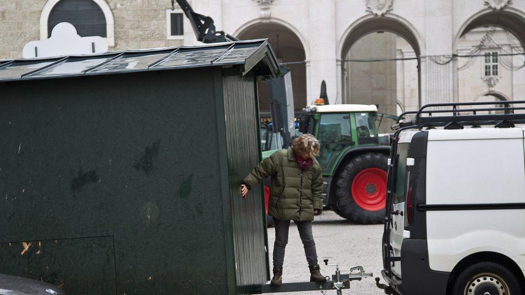 Salzburger Christkindlmarkt 2016: Aufbau gestartet, I