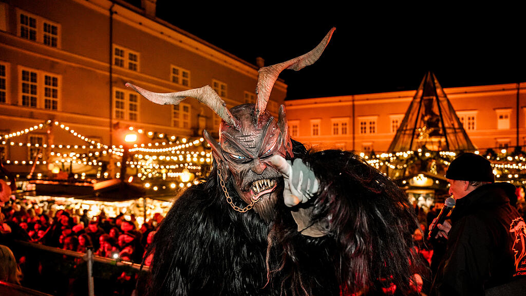 Der Krampuslauf am Christkindlmarkt