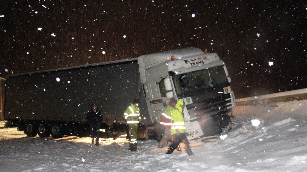 Sattelschlepper-Unfall auf A10