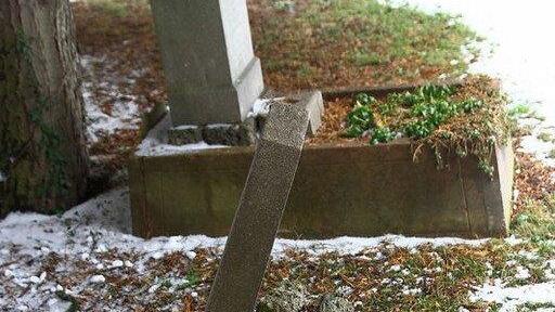 Sebastiansfriedhof verfällt