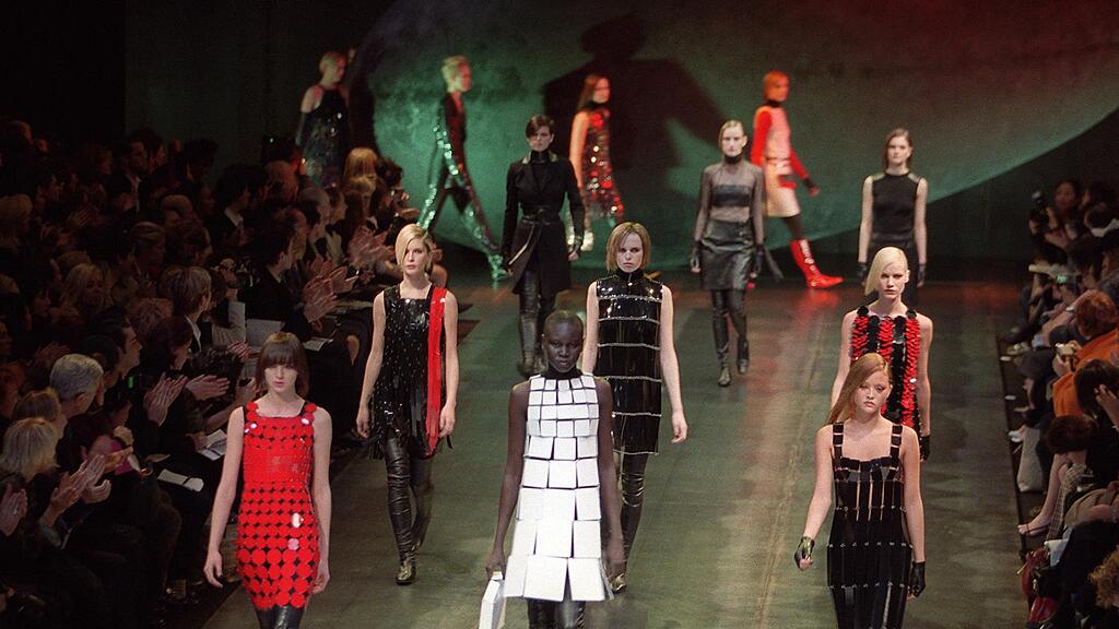 Die schr\u00e4ge Mode des Paco Rabanne