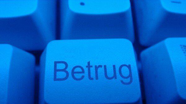 Wenn via E-Mail oder Telefon Zugangsdaten abgefragt werden, ist Vorsicht geboten.