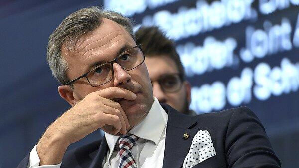 Hofer musste sich viel Kritik anhören