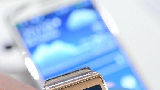 Samsung stößt mit Galaxy Gear ins Smartwatch-Geschäft vor