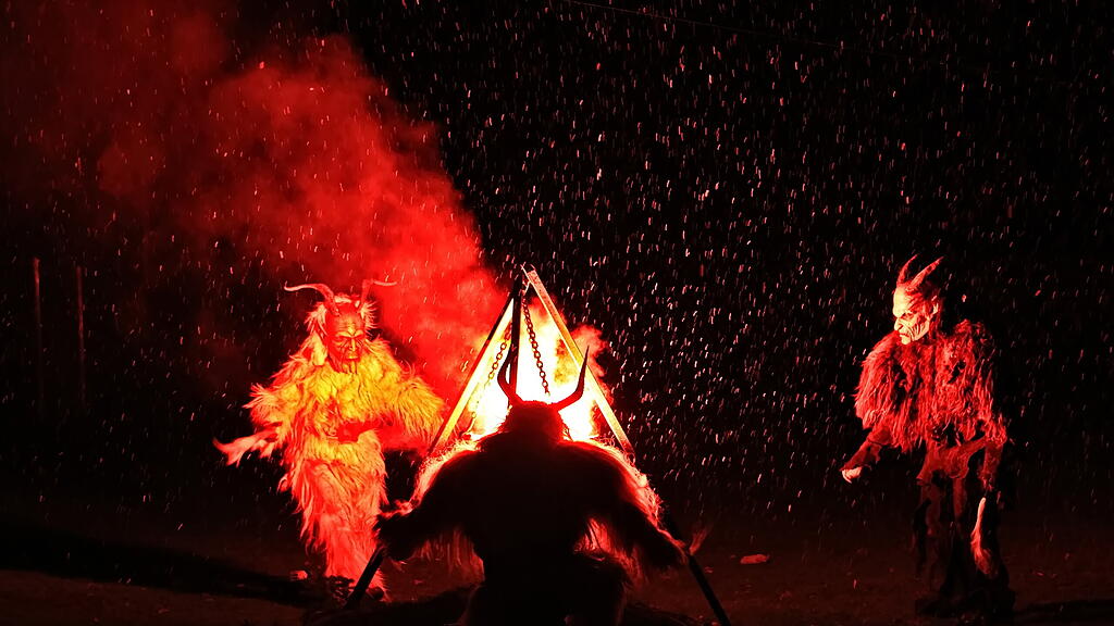 Krampuskr\u00e4nzchen der Pucher Krampusse.