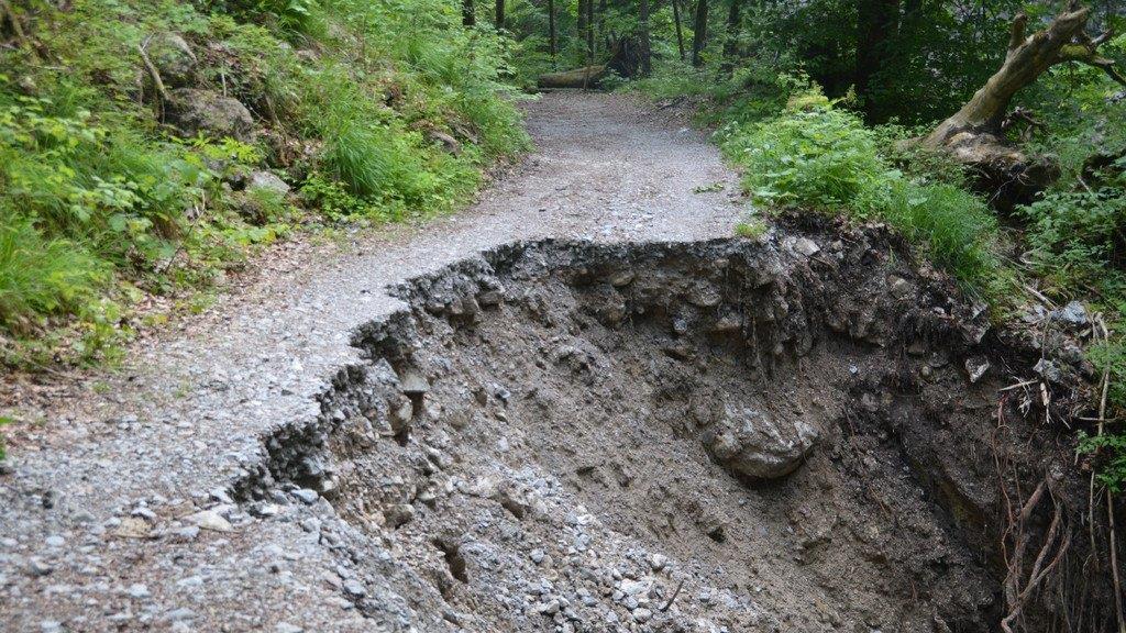 Hochwasser-Schäden in der Glasenbachklamm