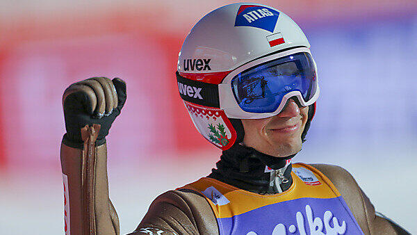 Seriensieger Kamil Stoch siegt auch im Sommer