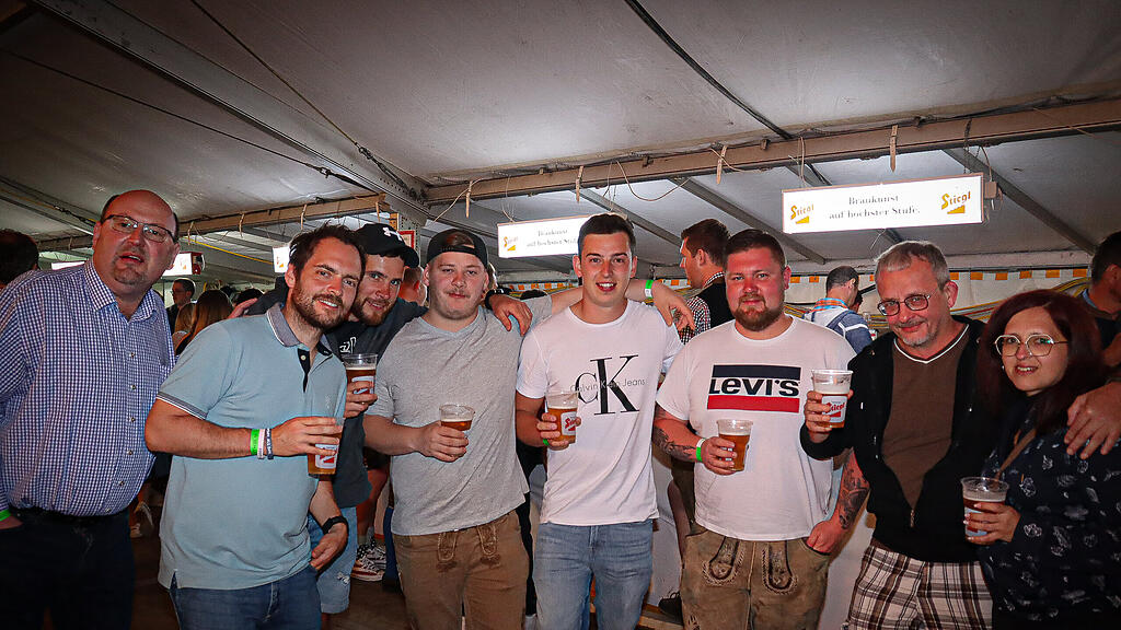 Bierzelt H\u00fcttschlag