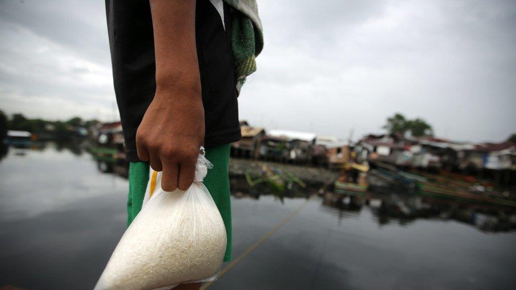 Super-Taifun Haiyan trifft Philippinen: Massenevakuierungen