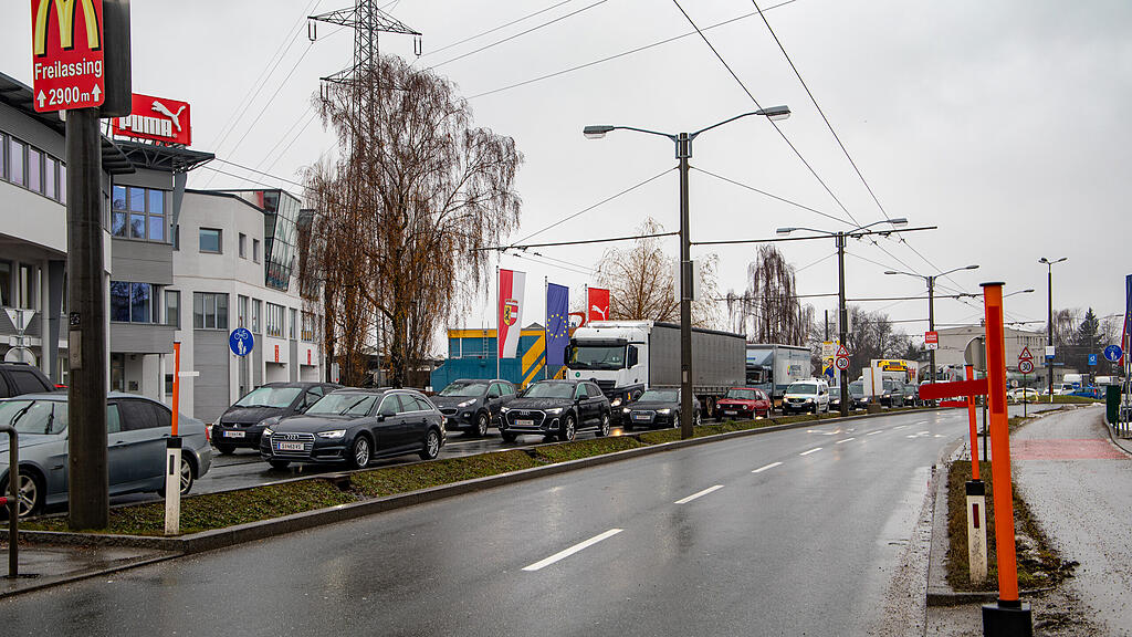 Stau Münchner Bundesstraße