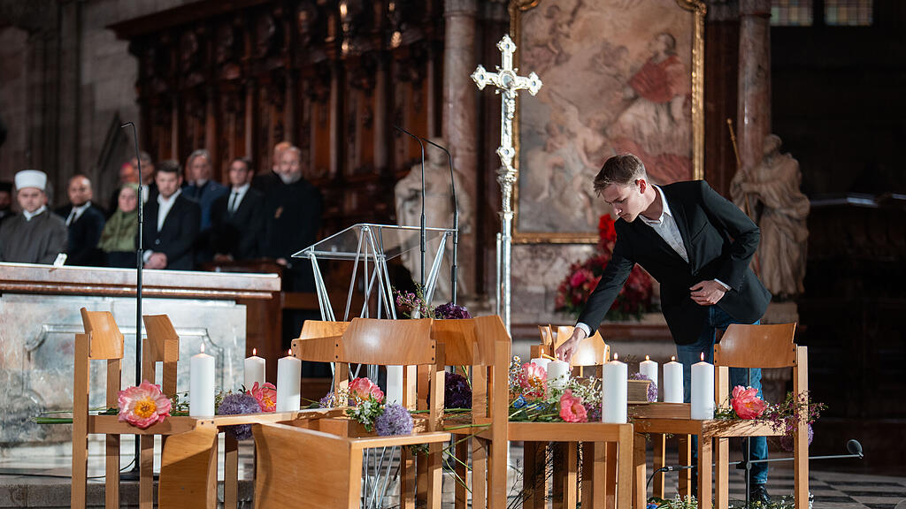 TRAUER-UND GEDENKGOTTESDIENST IM WIENER STEPHANSDOM