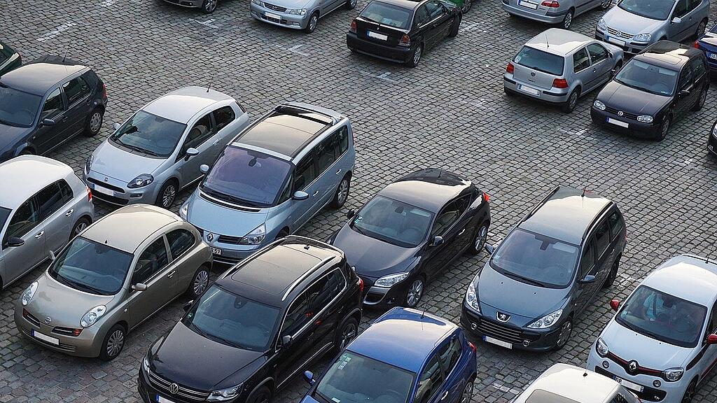 symb_parken; symb_parkplatz