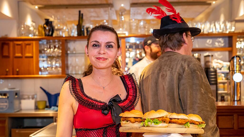 Maskenball der Freiwilligen Feuerwehr Elsbethen