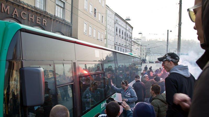 Ajax-Fans in Salzburg, II