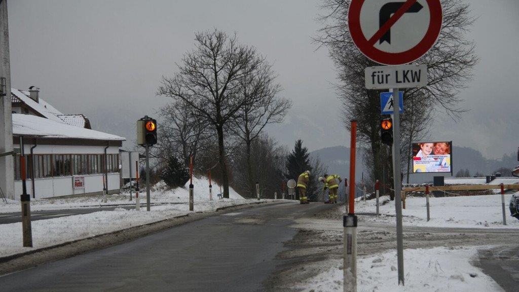 Ölspur in Elixhausen