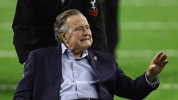 Bereits zwei Vorwürfe gegen George H.W. Bush