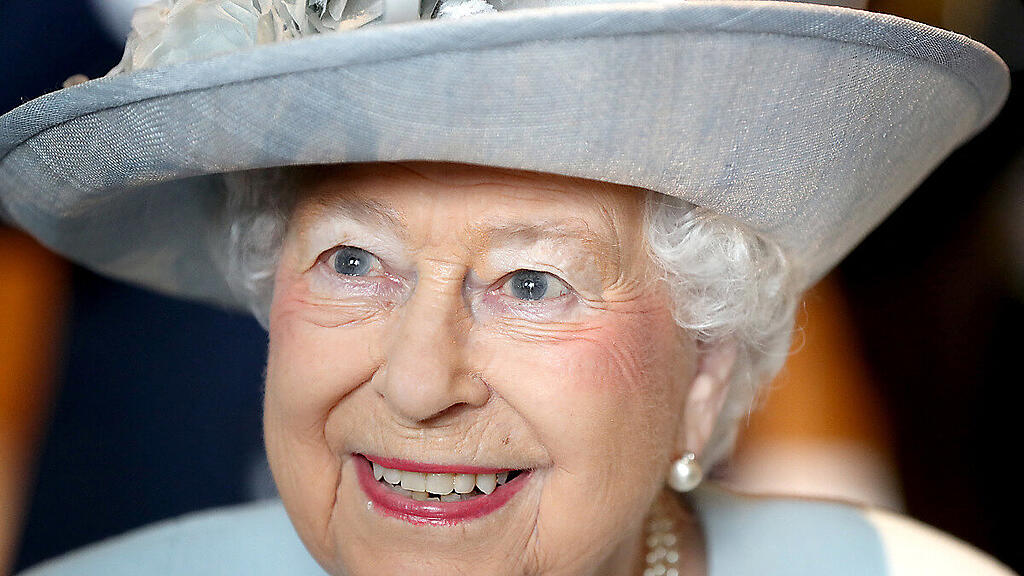 Keine Party für die Queen wegen Corona-Pandemie und Tod ihre Mannes