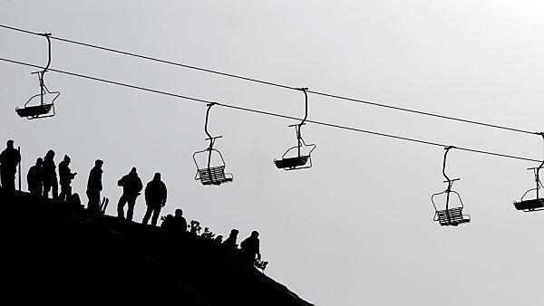 Künftig weniger, aber größere Skigebiete