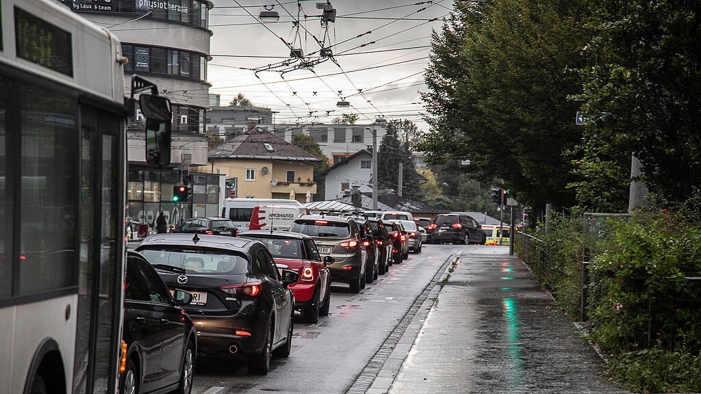 Stau Salzburg Symbolbild